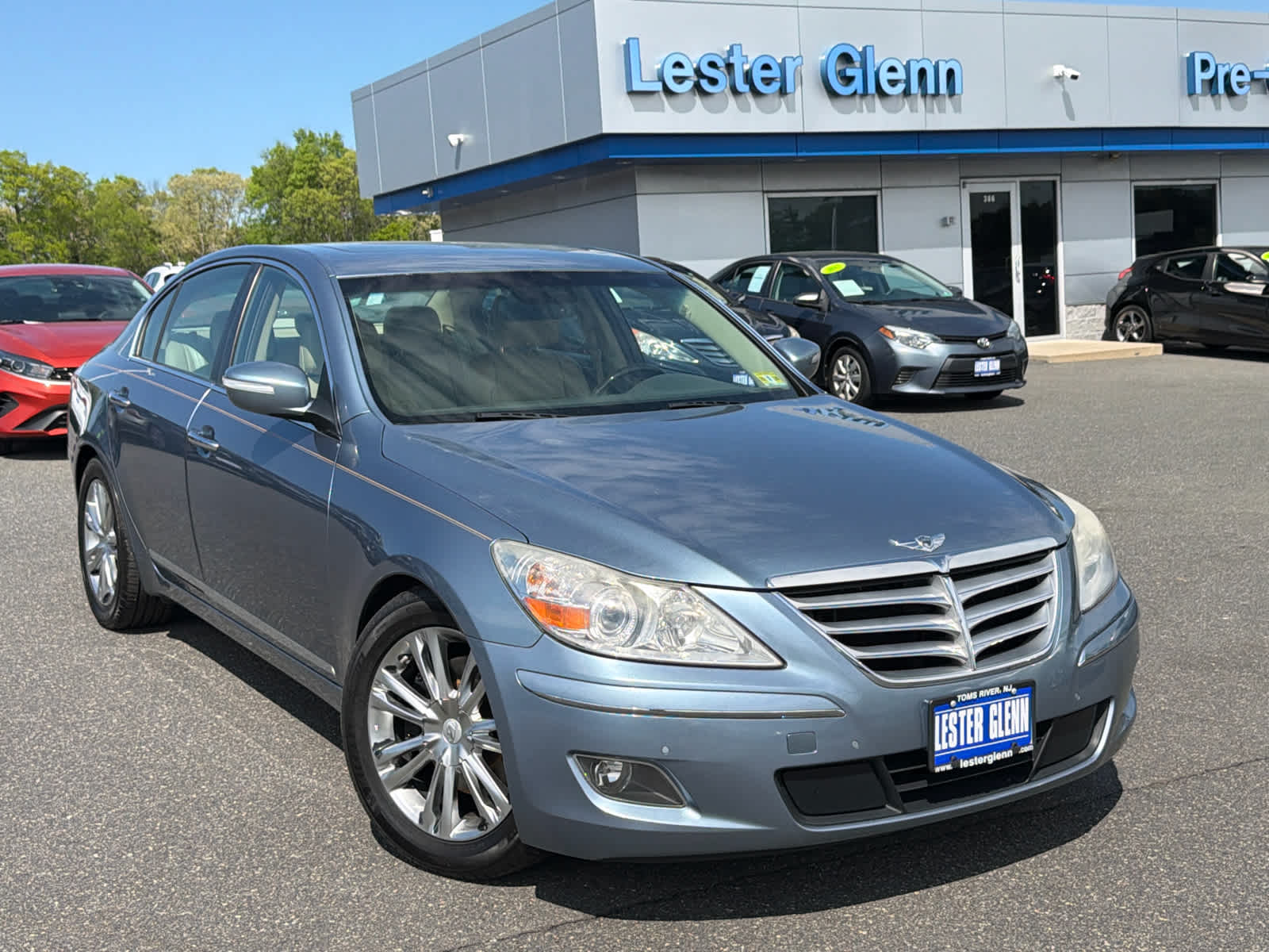2011 Hyundai Genesis 4dr Sdn V8