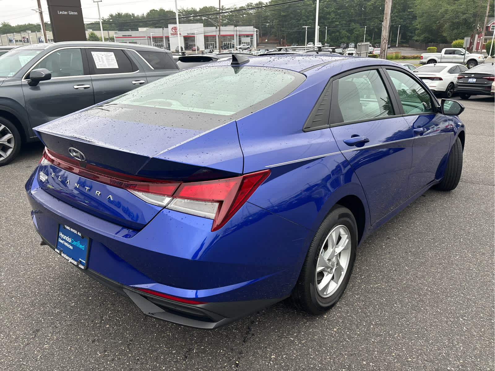 2023 Hyundai Elantra SE