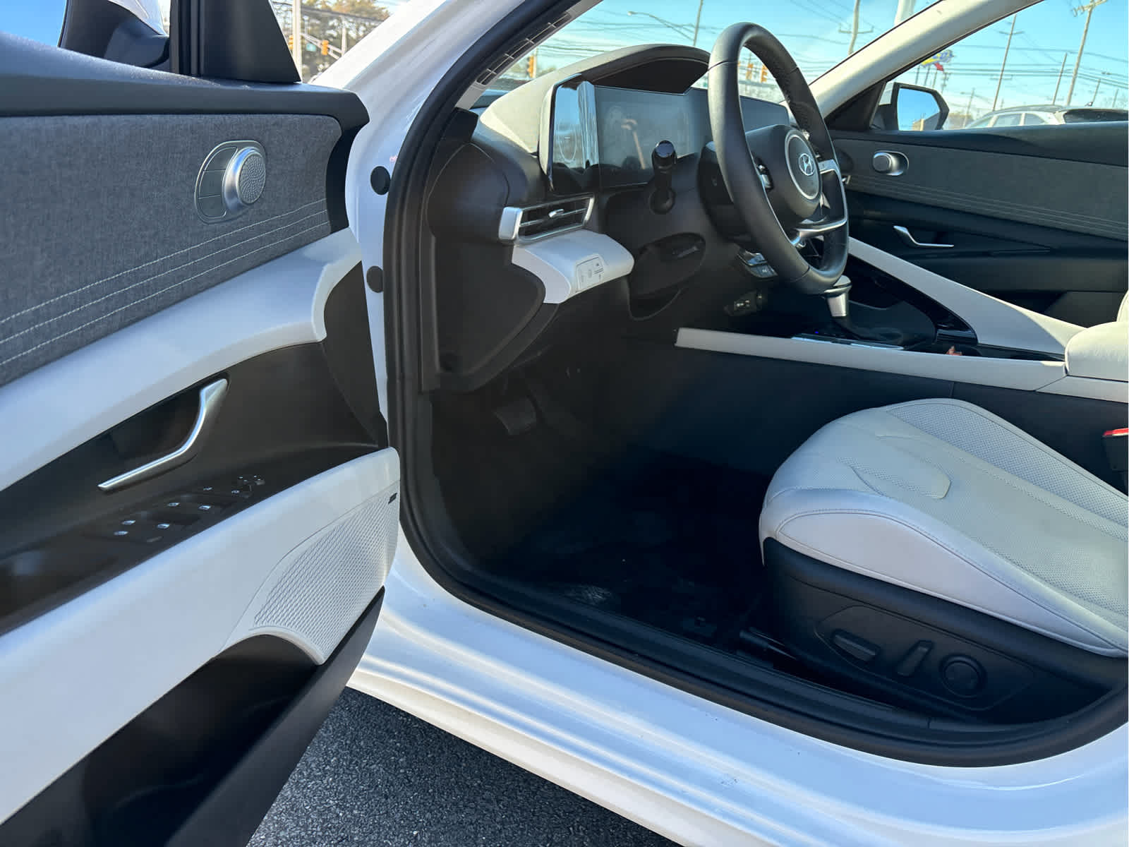 2023 Hyundai Elantra Hybrid Limited