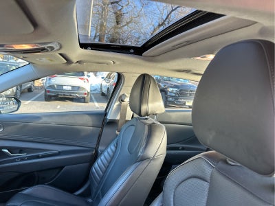 2024 Hyundai Elantra Limited