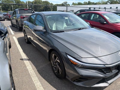 2024 Hyundai Elantra Limited