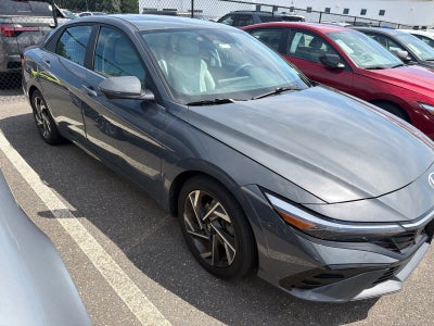 2024 Hyundai Elantra Limited