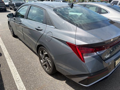 2024 Hyundai Elantra Limited
