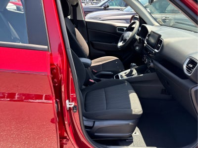 2023 Hyundai Venue SE