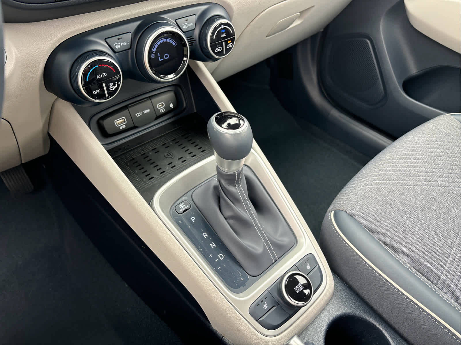 2023 Hyundai Venue Limited