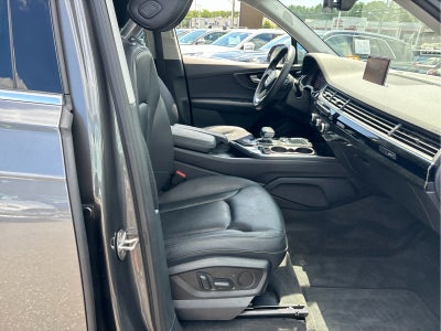 2019 Audi Q7 Premium Plus