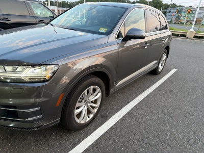2019 Audi Q7 Premium Plus