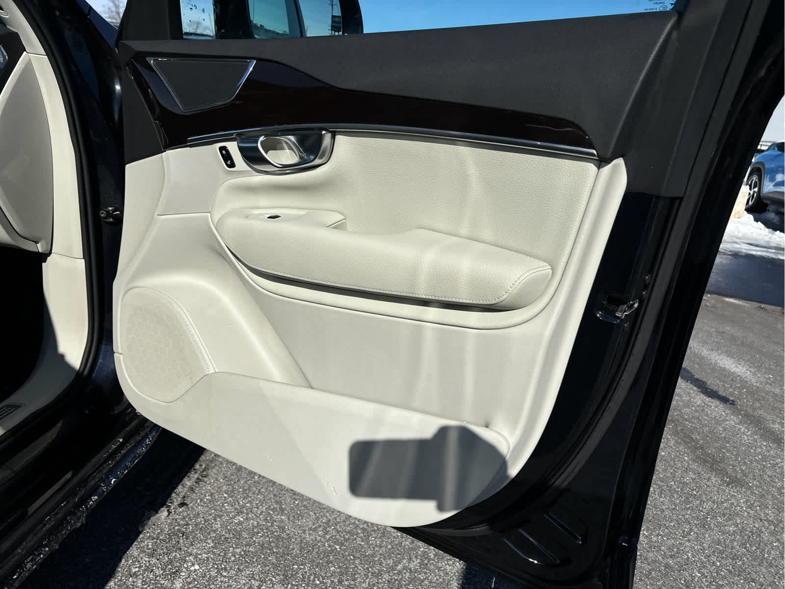 2019 Volvo XC90 Momentum