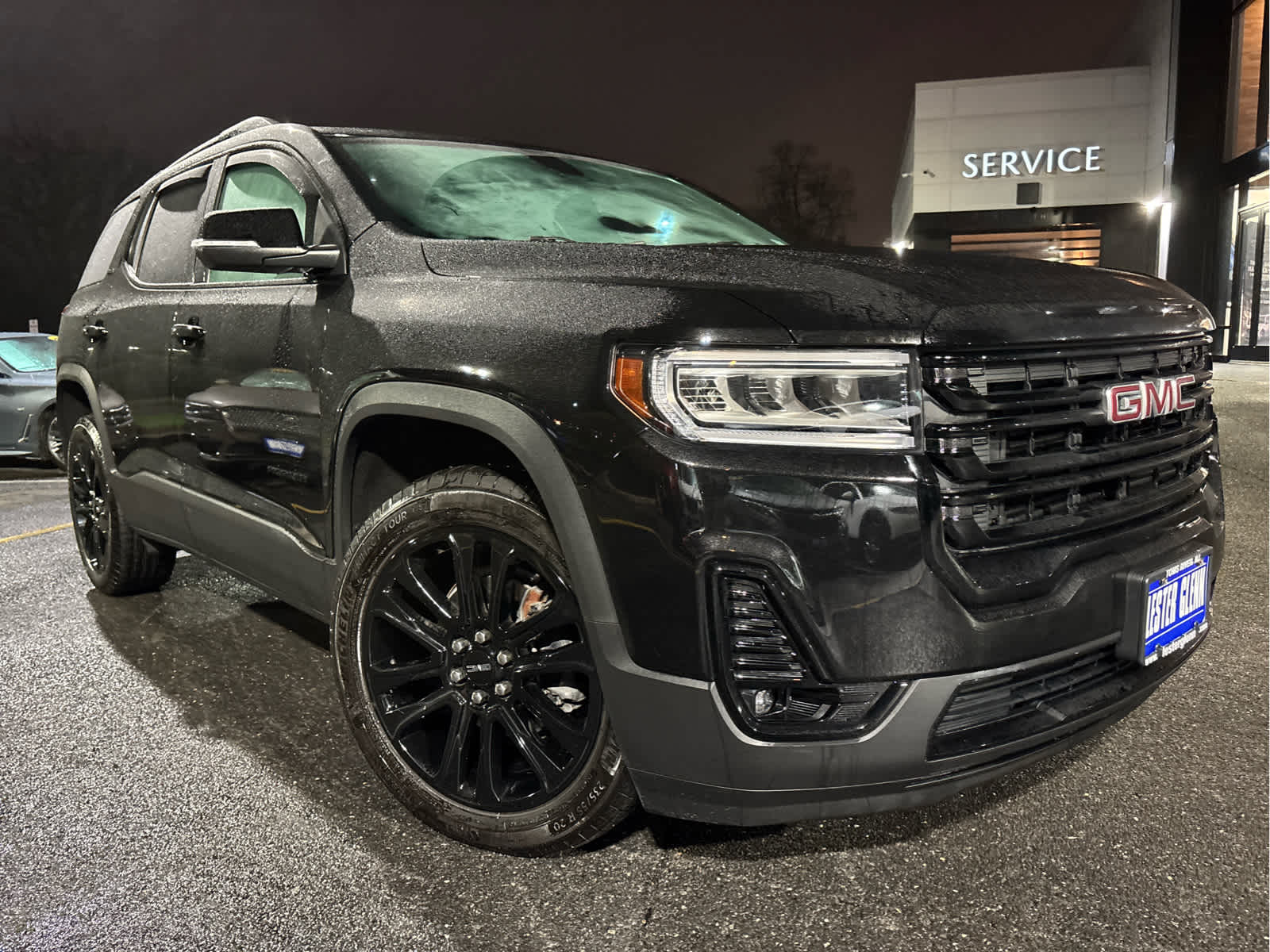 2023 GMC Acadia SLT