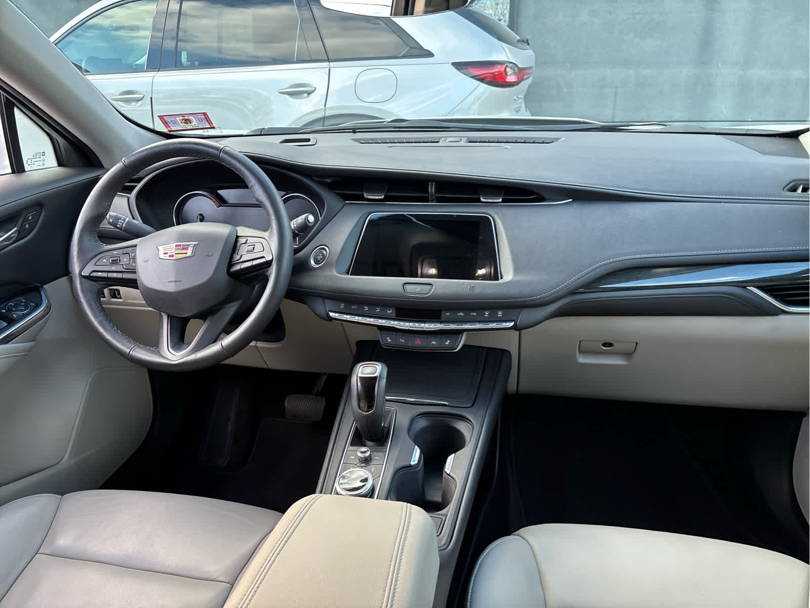 2019 Cadillac XT4 AWD Premium Luxury