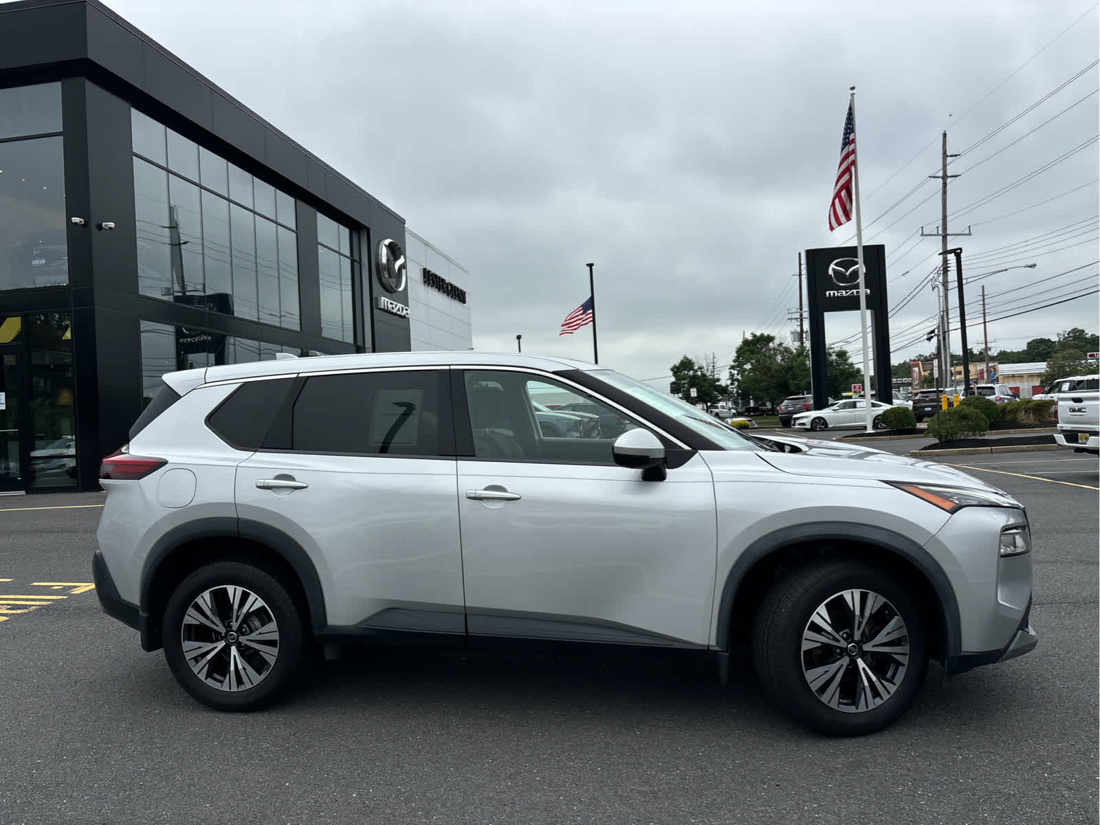 2021 Nissan Rogue SV