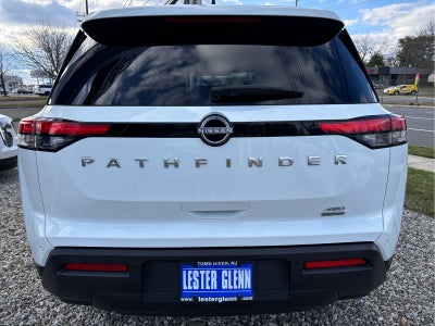 2023 Nissan Pathfinder S