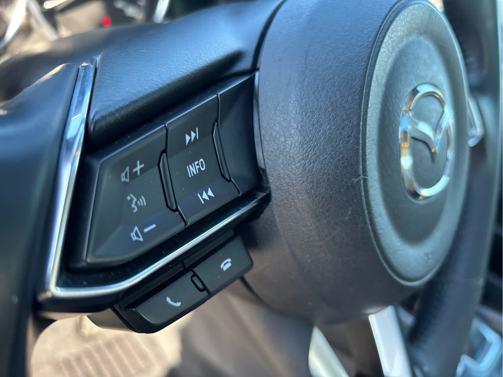 2017 Mazda MAZDA6 Touring