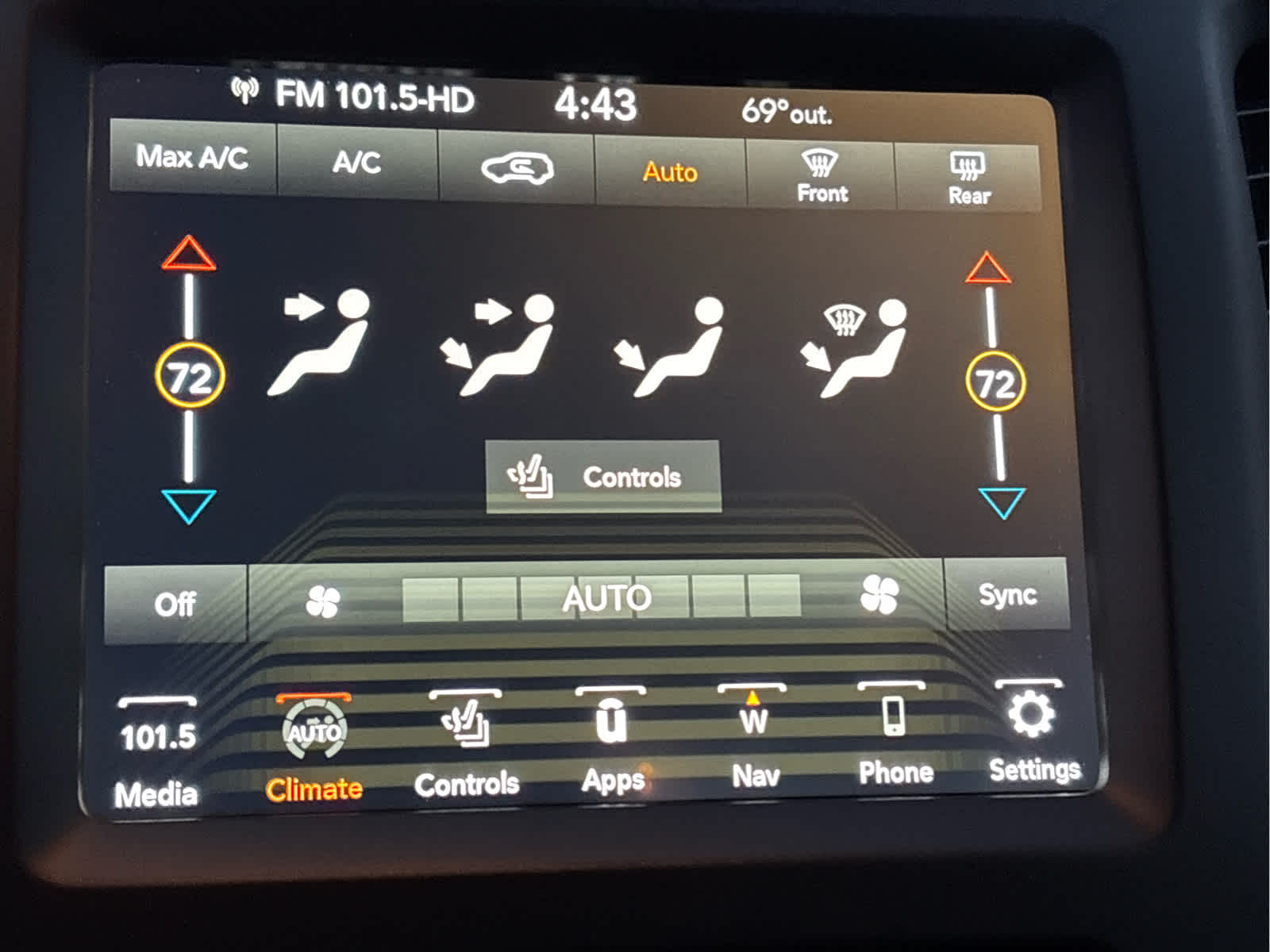 2023 Jeep Cherokee Altitude Lux