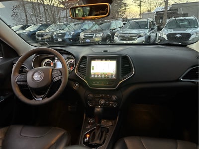 2023 Jeep Cherokee Altitude Lux