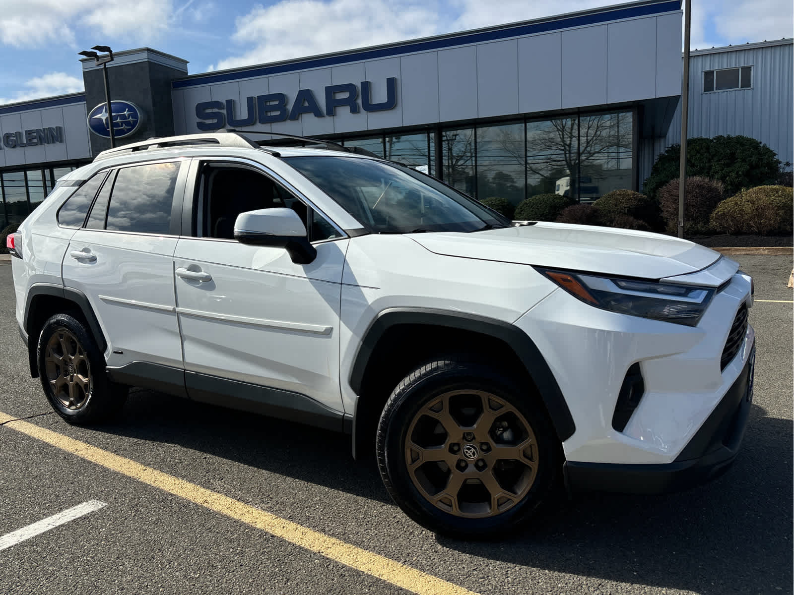 2023 Toyota RAV4 Hybrid Woodland