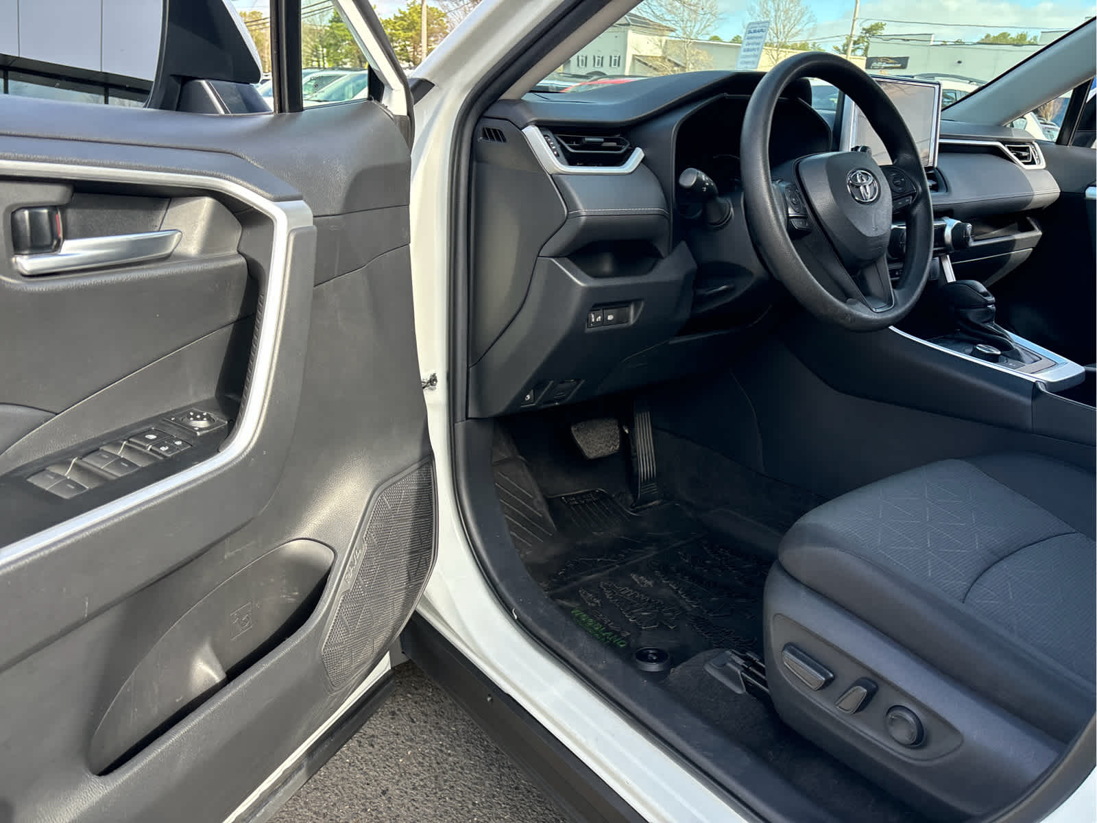 2023 Toyota RAV4 Hybrid Woodland