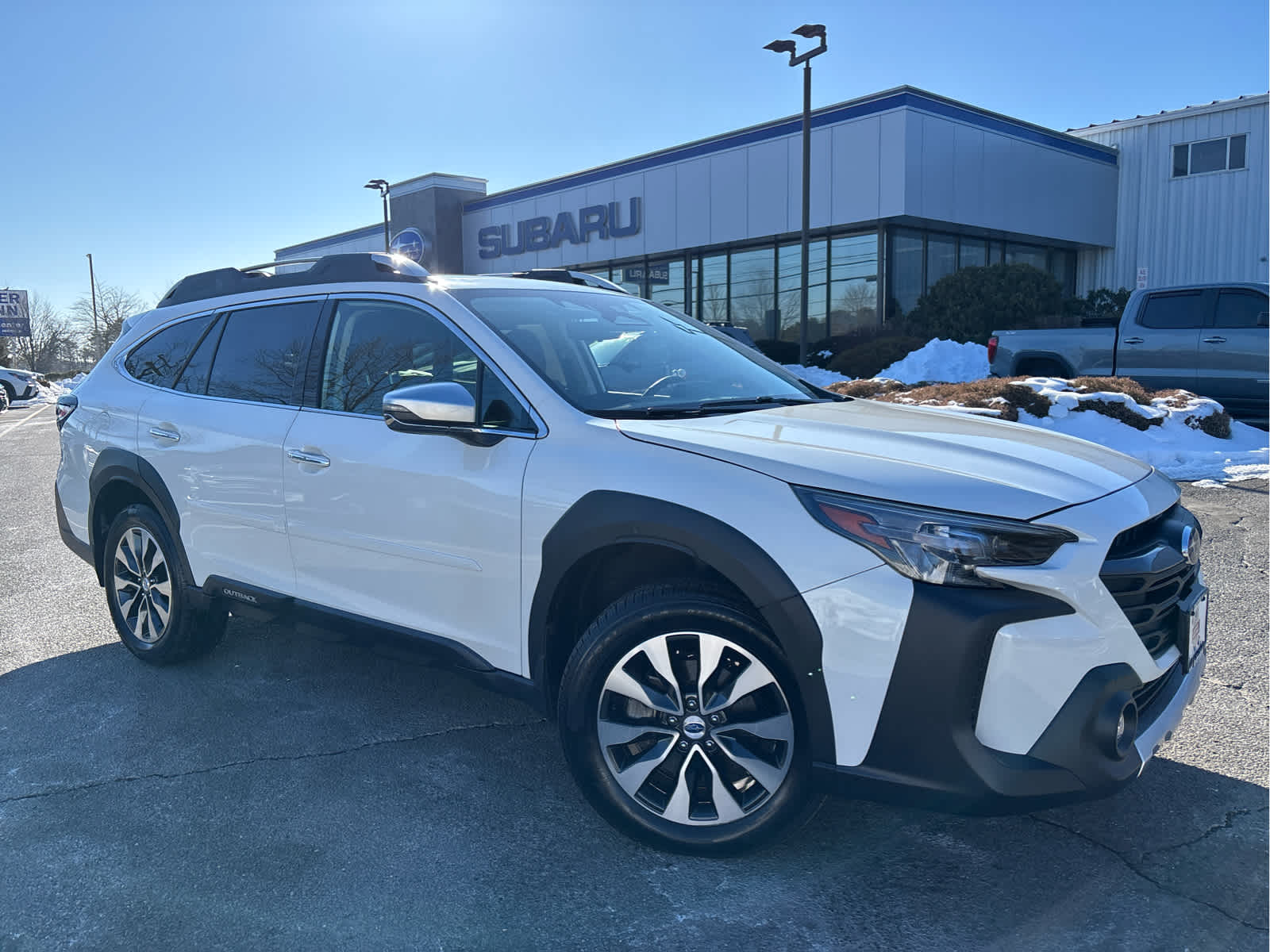 2023 Subaru Outback Touring