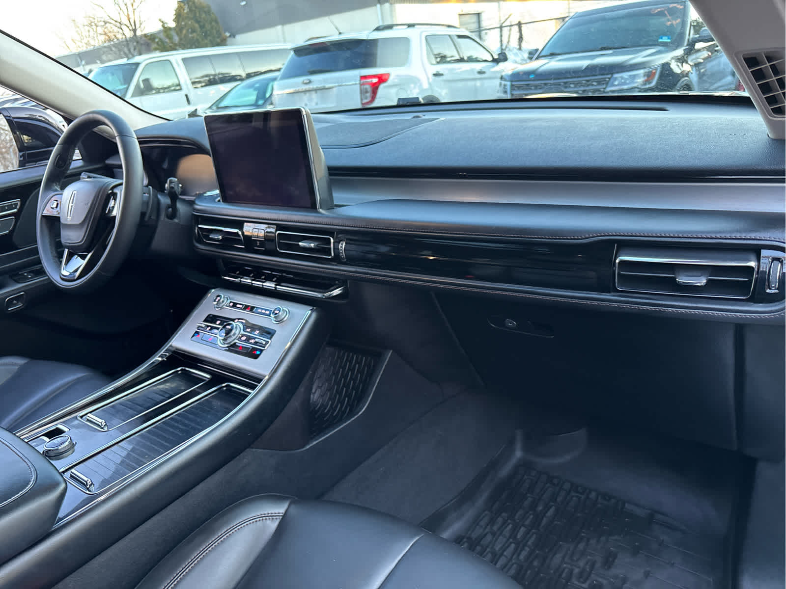 2022 Lincoln Aviator Standard