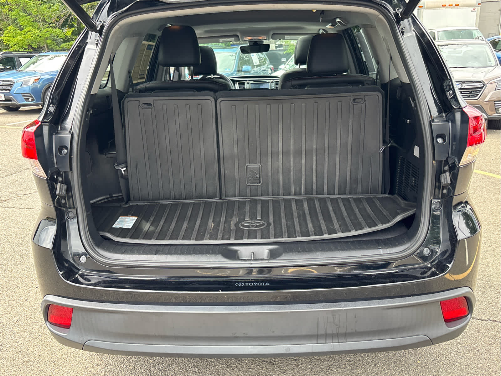 2019 Toyota Highlander SE