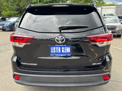 2019 Toyota Highlander SE