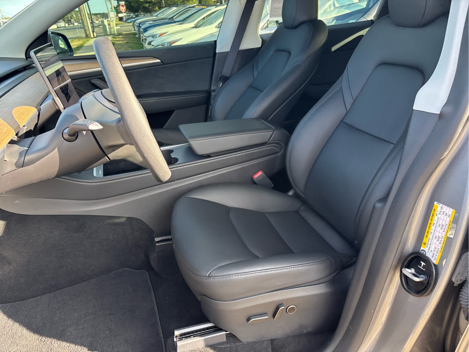 2024 Tesla Model Y Performance
