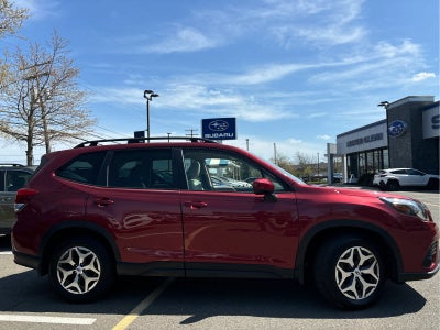 2023 Subaru Forester Premium
