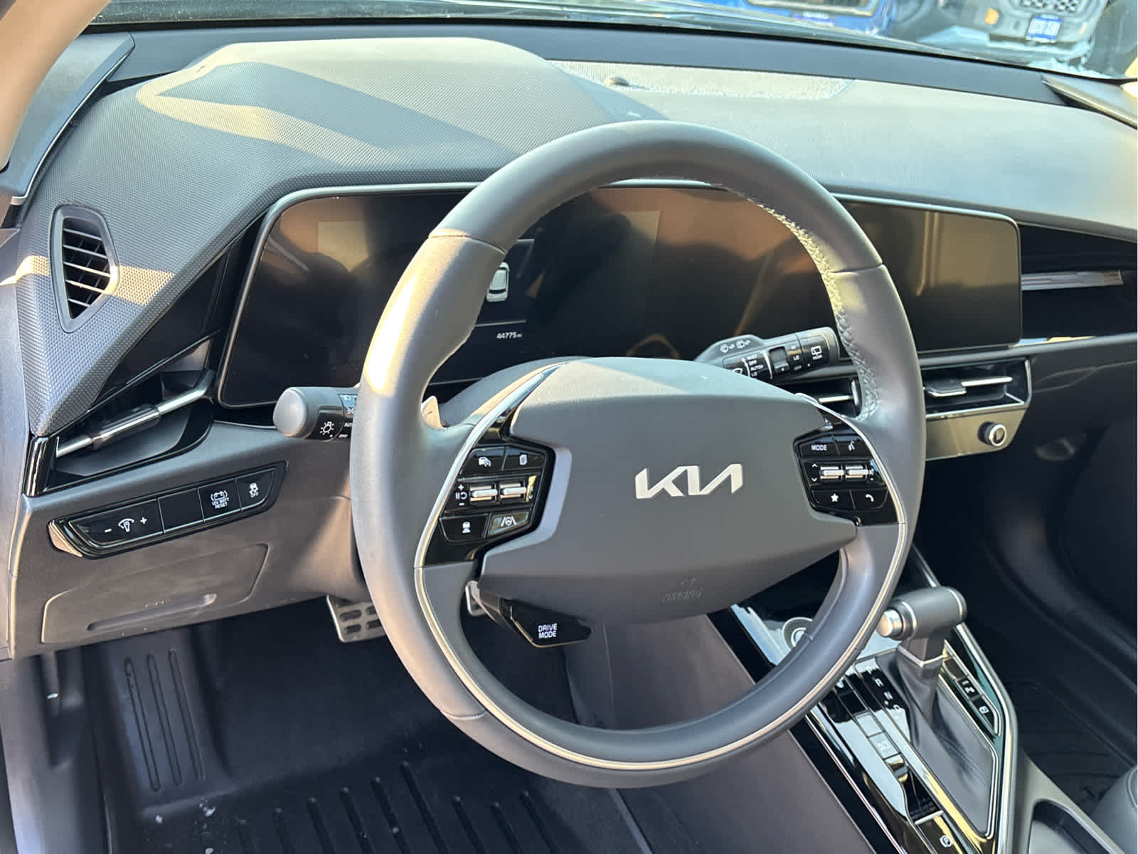 2024 Kia Niro EX Touring