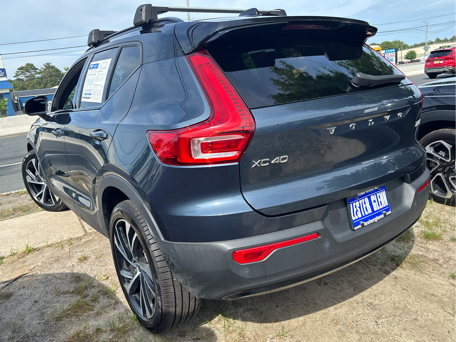 2022 Volvo XC40 R-Design
