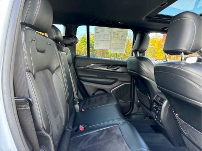 2022 Jeep Grand Cherokee Altitude