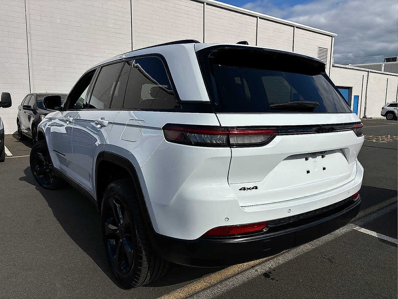 2022 Jeep Grand Cherokee Altitude