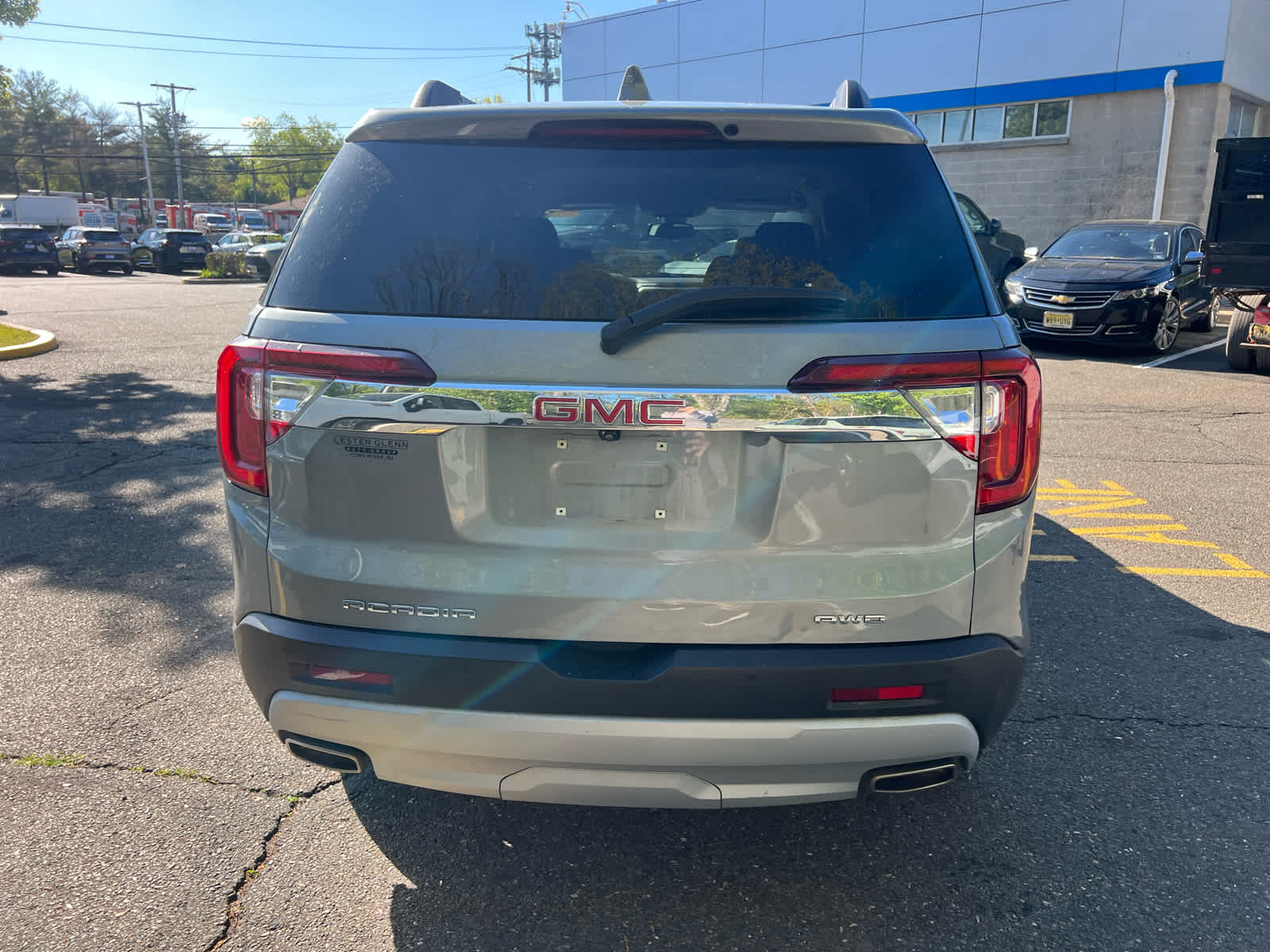 2023 GMC Acadia SLT