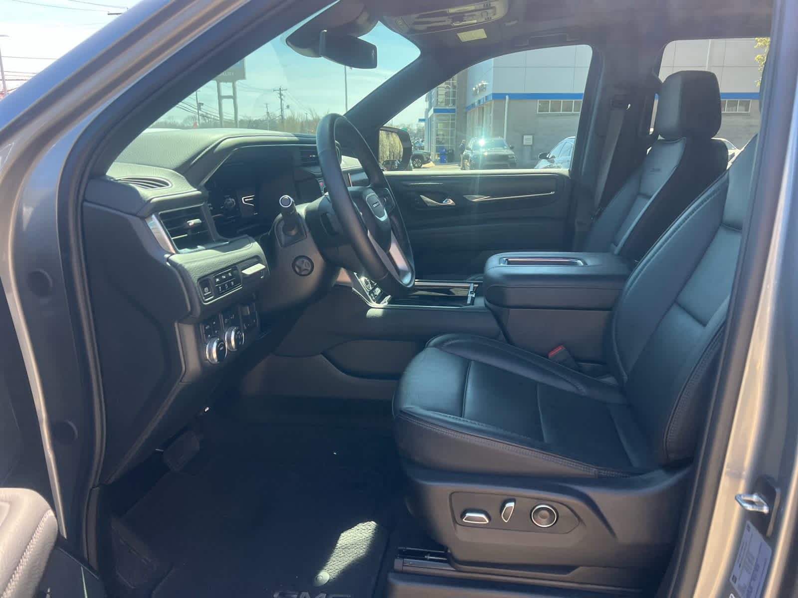 2024 GMC Yukon Denali Denali