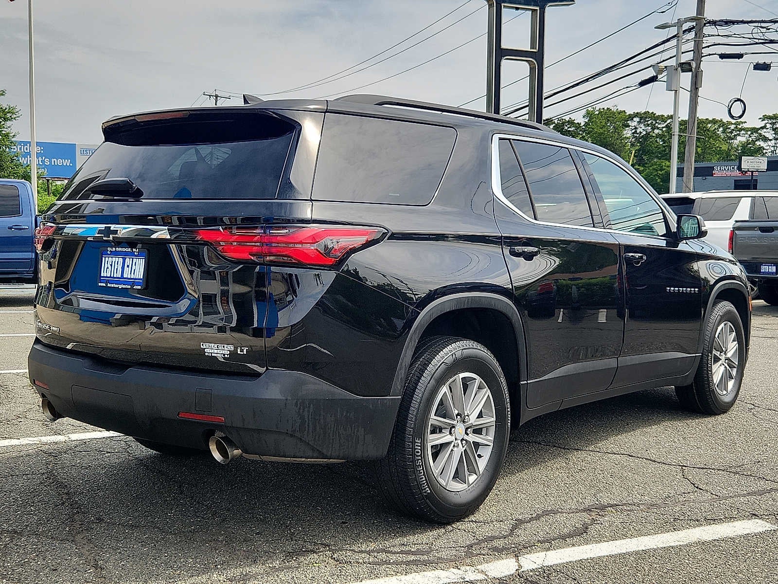 2023 Chevrolet Traverse LT Cloth