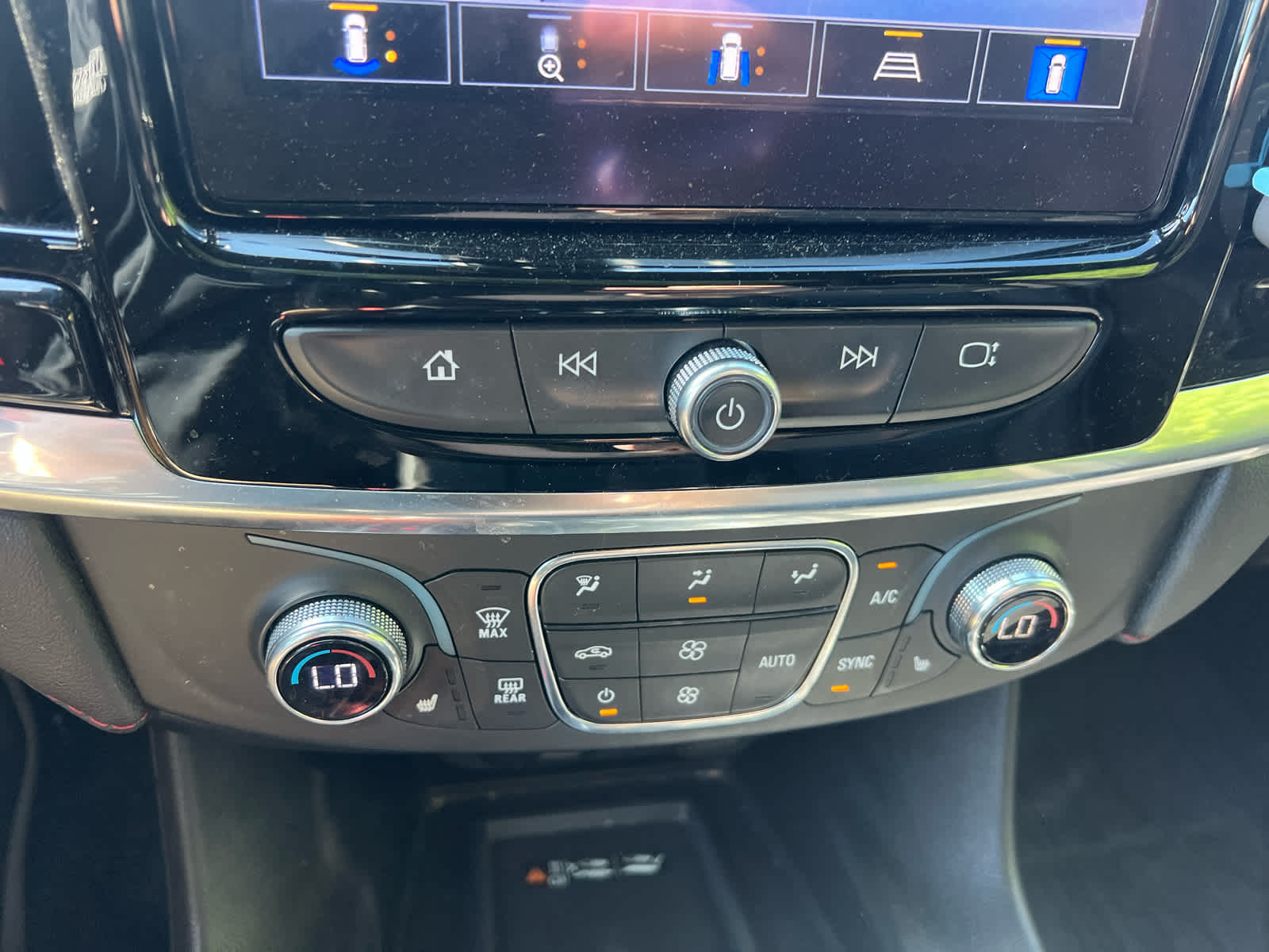 2023 Chevrolet Traverse RS