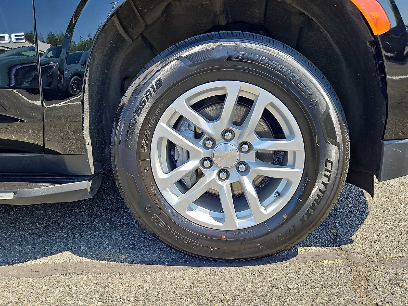 2023 Chevrolet Tahoe LS