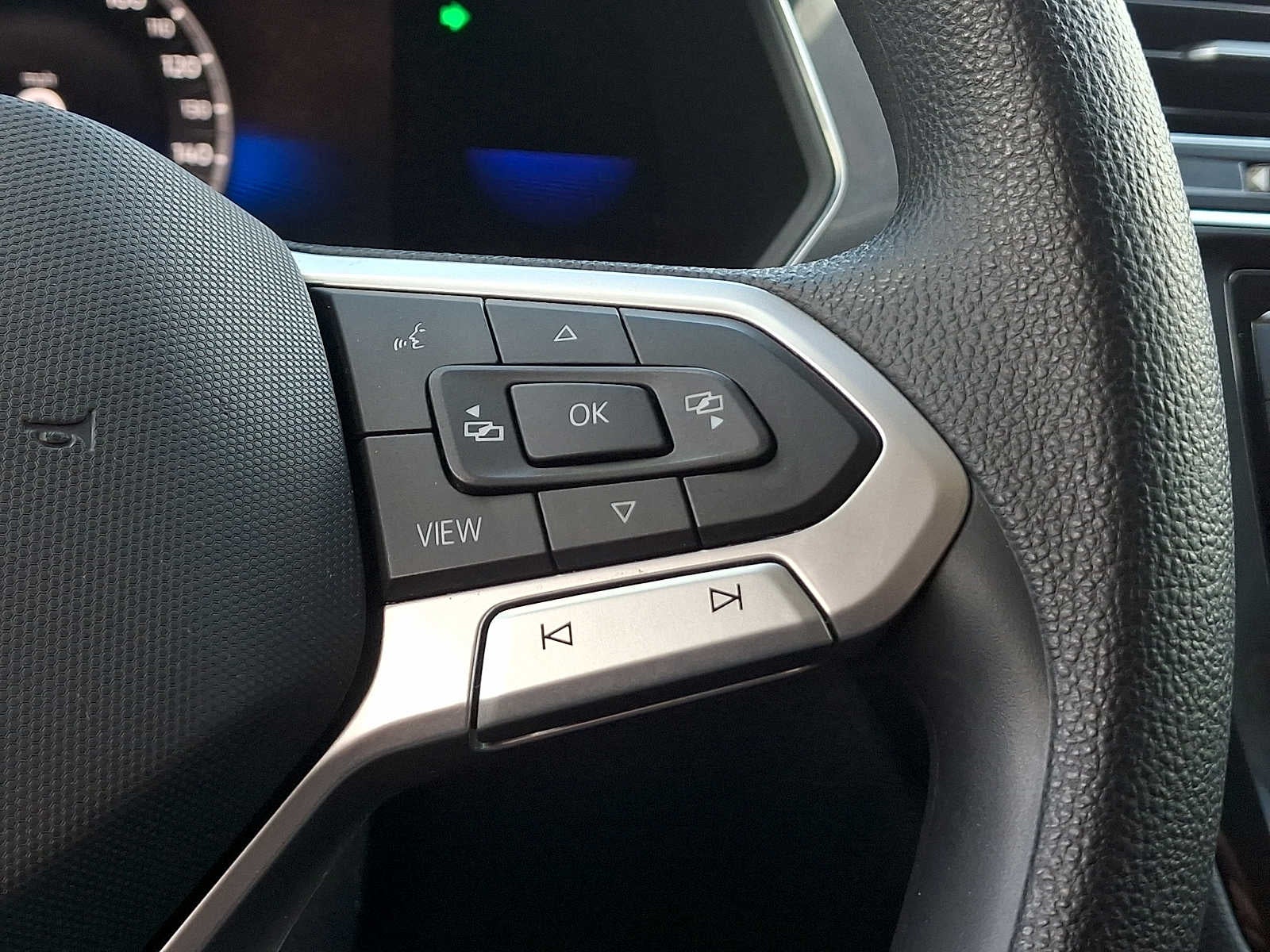 2023 Volkswagen Tiguan S