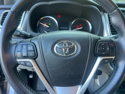 2014 Toyota Highlander LE Plus