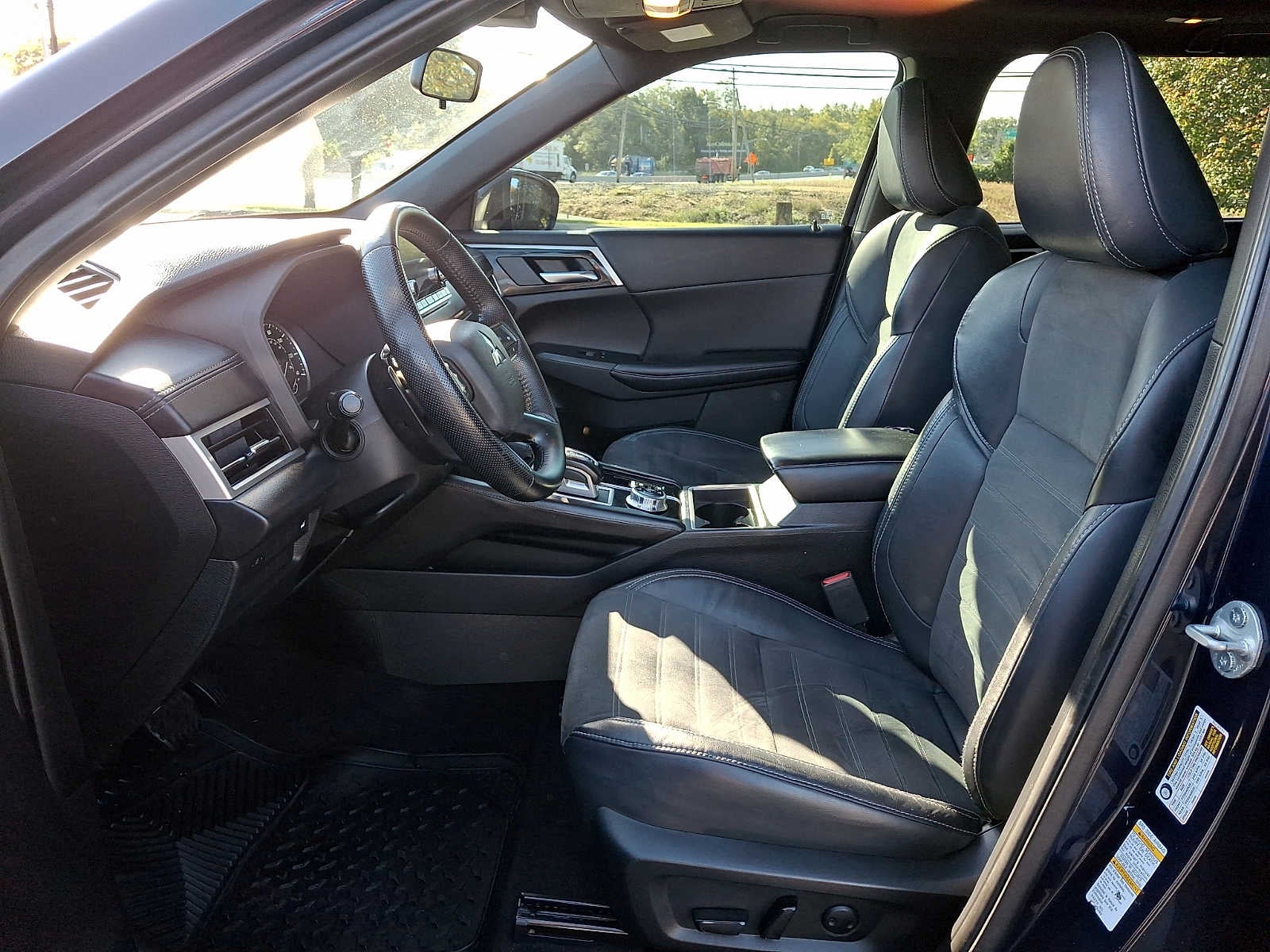 2022 Mitsubishi Outlander Black Edition