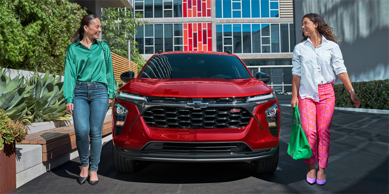 2026 Chevrolet Trax with happy owners