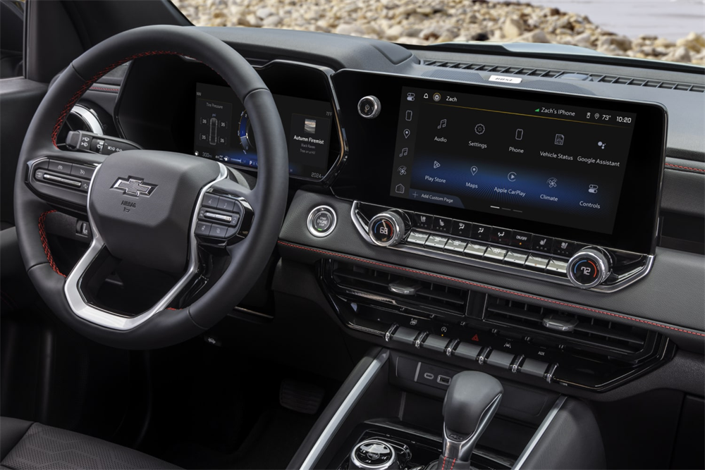 2026 Chevrolet Colorado 11.3-inch touchscreen and digital dashboard technology
