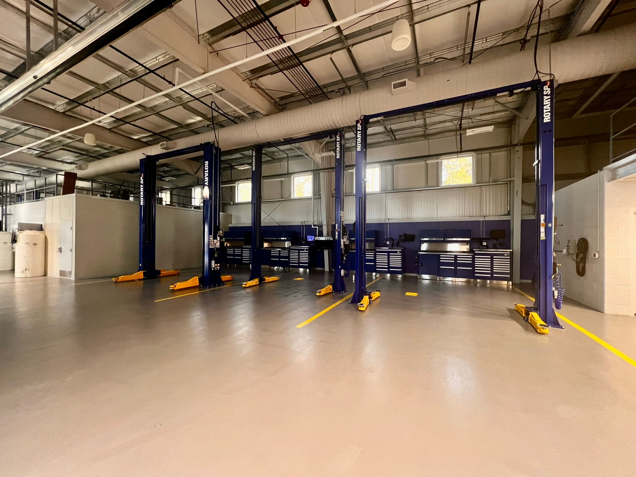 Service Facility Photo 3