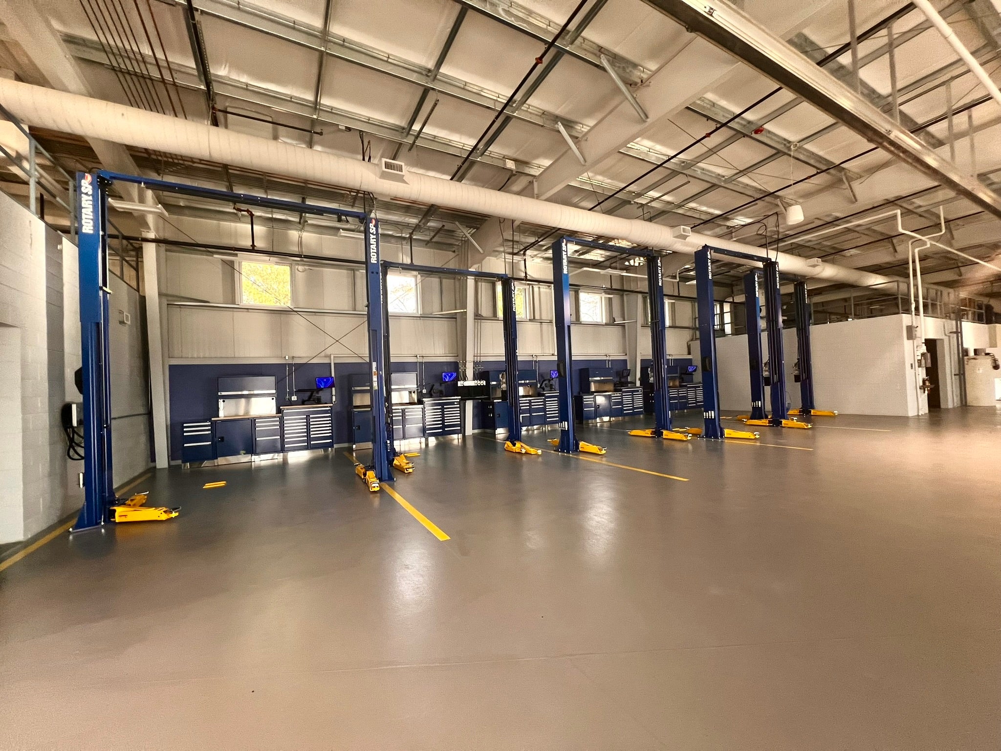 Service Facility Photo 2