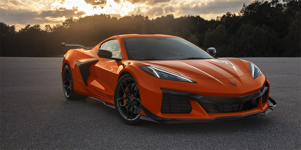 2027 Chevrolet Corvette Z06 Exterior in Orange